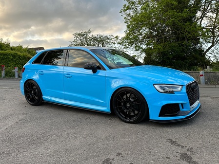 AUDI